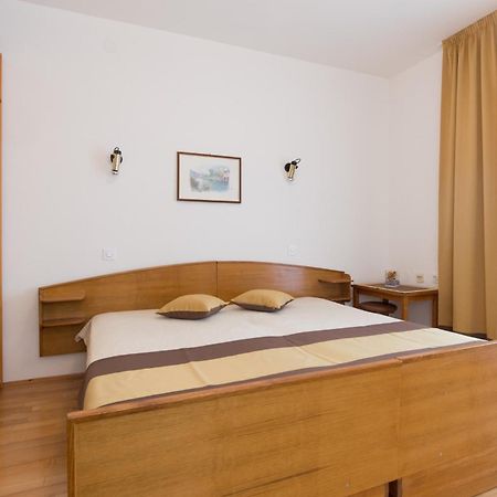 Apartment & Room Dinka, Krk Krk Town Zimmer foto